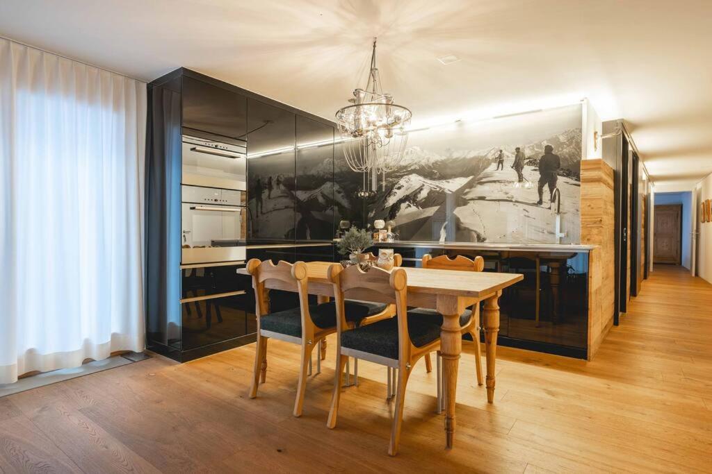 Stylish Home With Matterhorn View In The Center Цермат Екстериор снимка