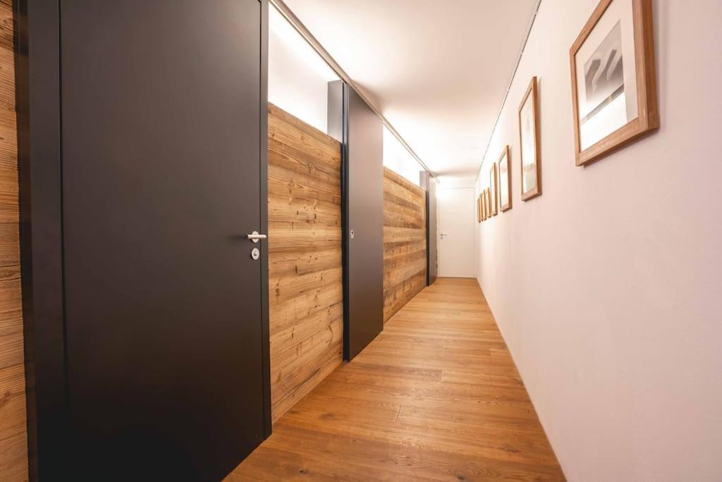 Stylish Home With Matterhorn View In The Center Цермат Екстериор снимка